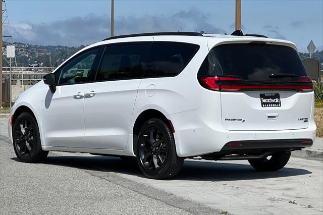 new 2025 Chrysler Pacifica car, priced at $52,249