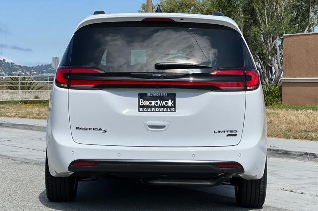 new 2025 Chrysler Pacifica car, priced at $52,249