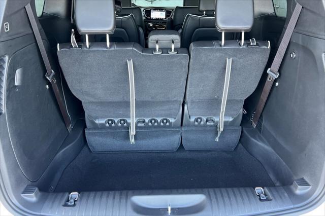 new 2025 Chrysler Pacifica car, priced at $52,249