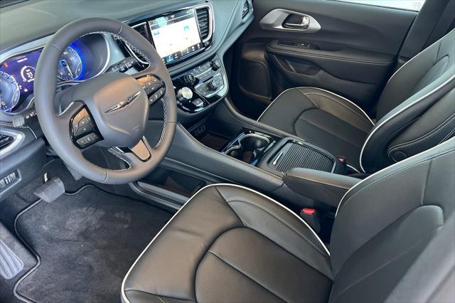 new 2025 Chrysler Pacifica car, priced at $52,249