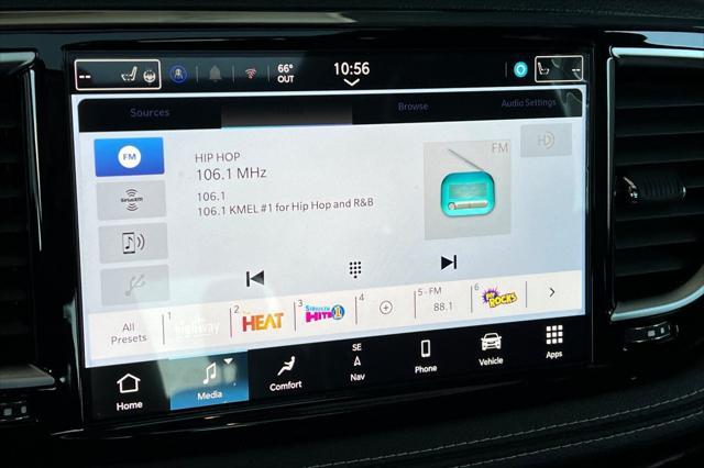 new 2025 Chrysler Pacifica car, priced at $52,249