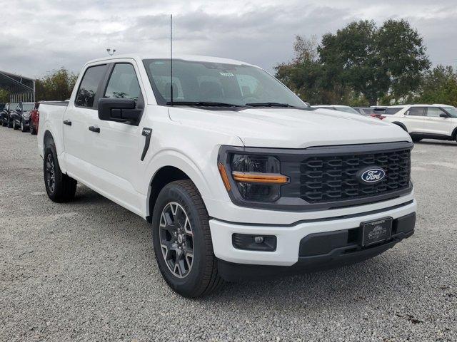 new 2024 Ford F-150 car, priced at $39,495