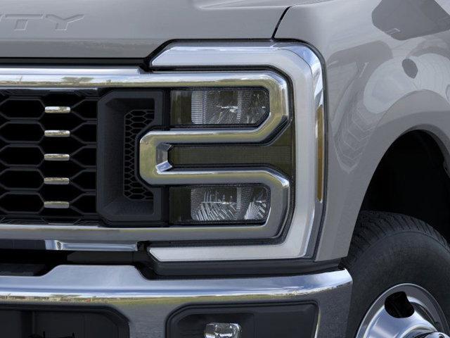 new 2025 Ford F-350 car, priced at $87,157