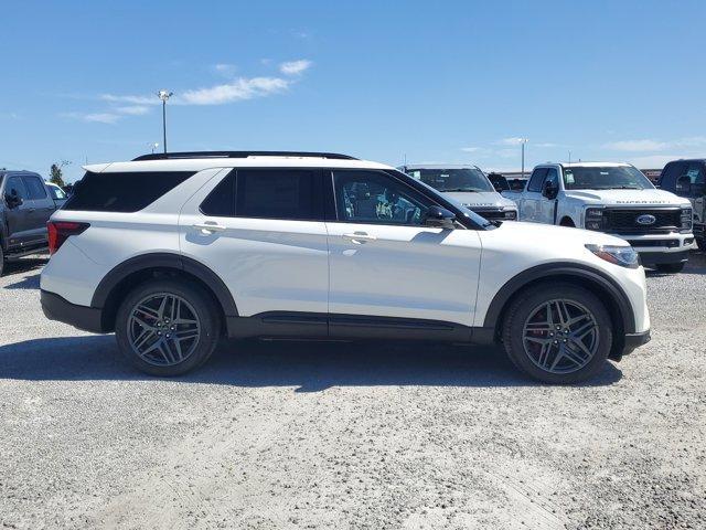 new 2025 Ford Explorer car, priced at $55,399