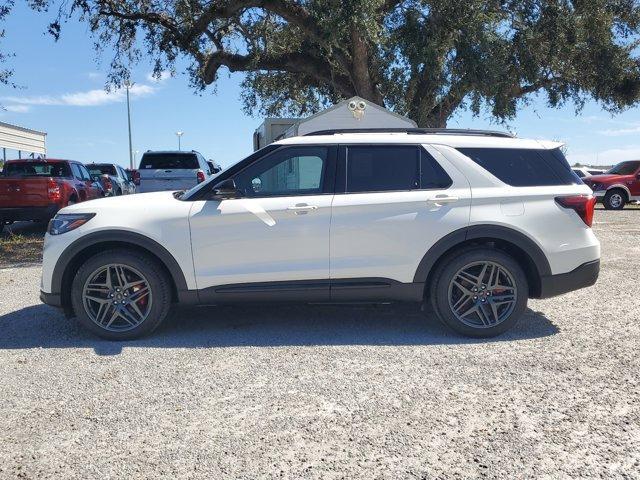 new 2025 Ford Explorer car, priced at $55,399