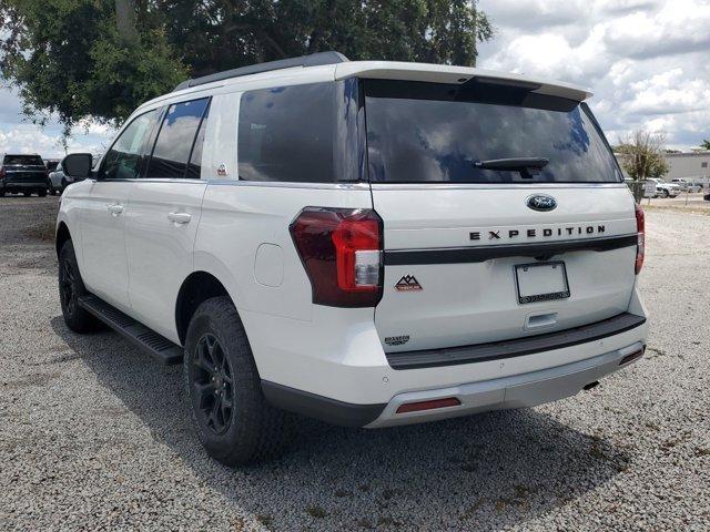 new 2024 Ford Expedition car, priced at $69,984