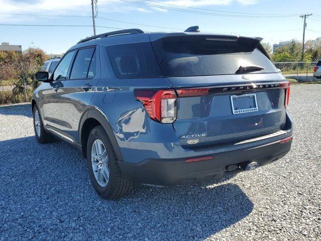 new 2025 Ford Explorer car, priced at $40,445