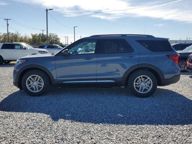 new 2025 Ford Explorer car, priced at $40,445