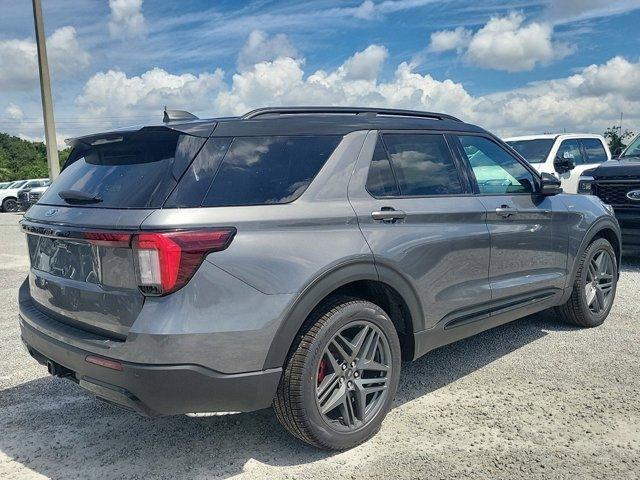 new 2025 Ford Explorer car, priced at $53,740