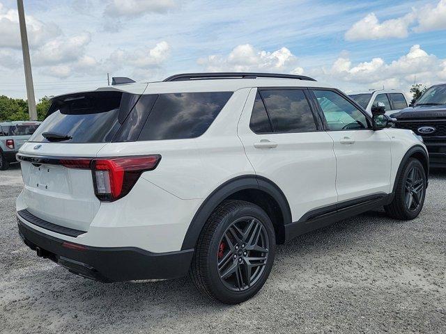 new 2025 Ford Explorer car, priced at $49,640