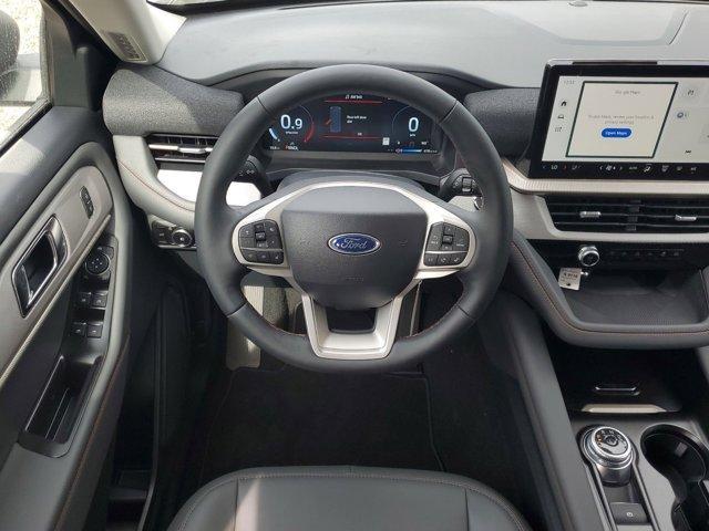 new 2025 Ford Explorer car, priced at $41,995