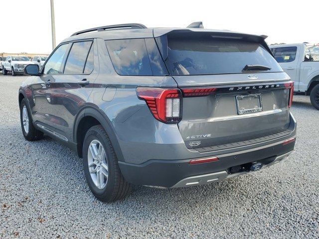 new 2025 Ford Explorer car, priced at $39,703