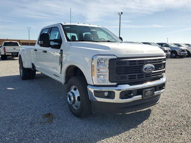 new 2025 Ford F-350 car, priced at $70,595