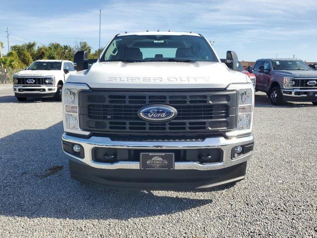 new 2025 Ford F-350 car, priced at $70,595