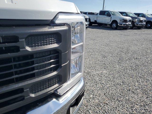 new 2025 Ford F-350 car, priced at $70,595