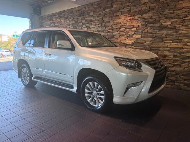 used 2017 Lexus GX 460 car, priced at $26,252