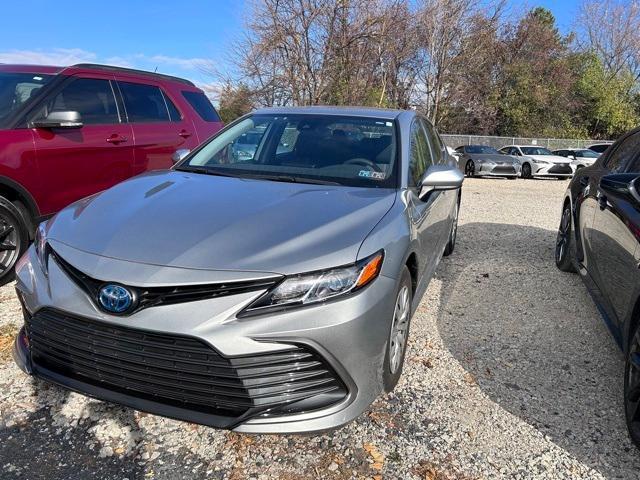 used 2022 Toyota Camry Hybrid car, priced at $27,146