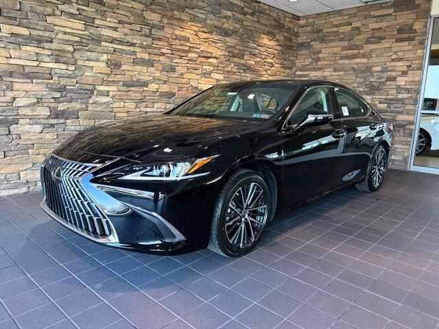 new 2025 Lexus ES 300h car, priced at $54,104