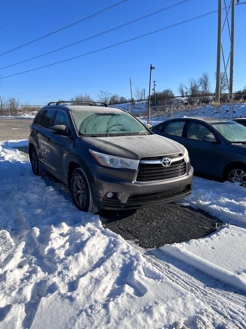 used 2015 Toyota Highlander car, priced at $14,586