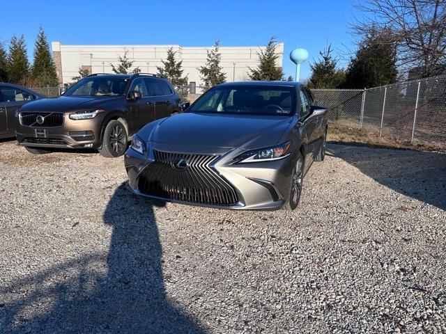 used 2021 Lexus ES 350 car, priced at $32,626