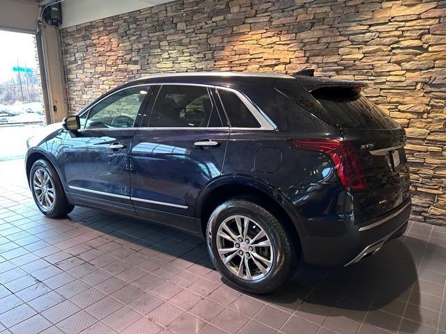 used 2022 Cadillac XT5 car, priced at $29,727