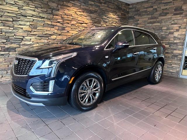 used 2022 Cadillac XT5 car, priced at $29,727