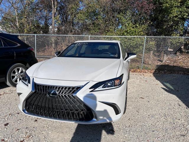 used 2024 Lexus ES 300h car, priced at $46,021