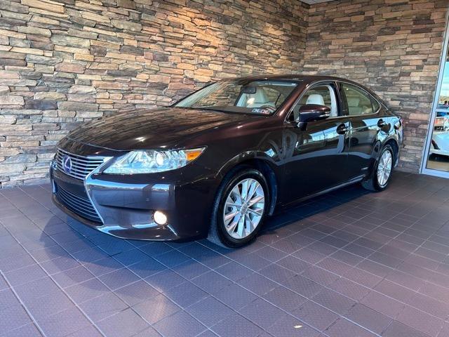 used 2013 Lexus ES 300h car, priced at $17,207