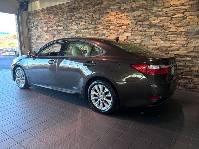 used 2013 Lexus ES 300h car, priced at $17,207