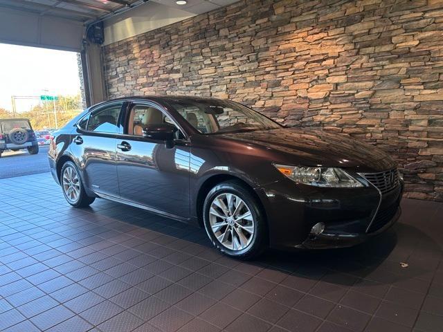 used 2013 Lexus ES 300h car, priced at $17,207