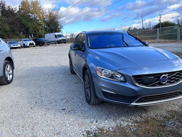 used 2018 Volvo V60 Cross Country car, priced at $17,216