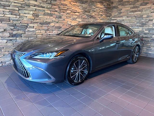 used 2022 Lexus ES 300h car, priced at $37,523