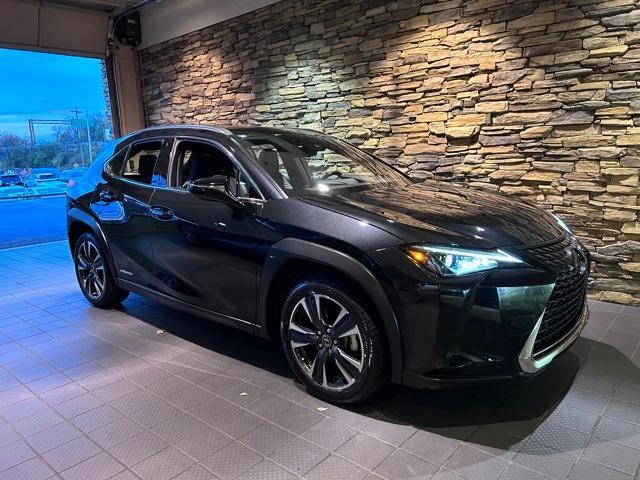 used 2021 Lexus UX 250h car, priced at $31,000