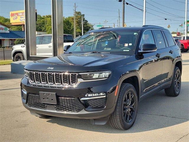 used 2023 Jeep Grand Cherokee car, priced at $36,998