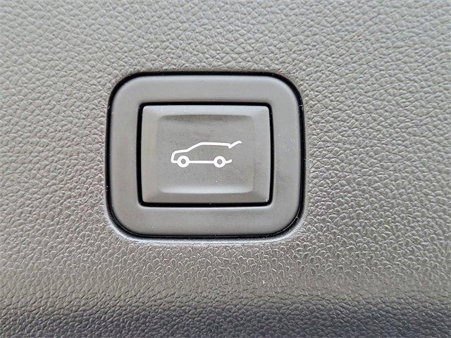 used 2023 GMC Yukon car, priced at $64,988