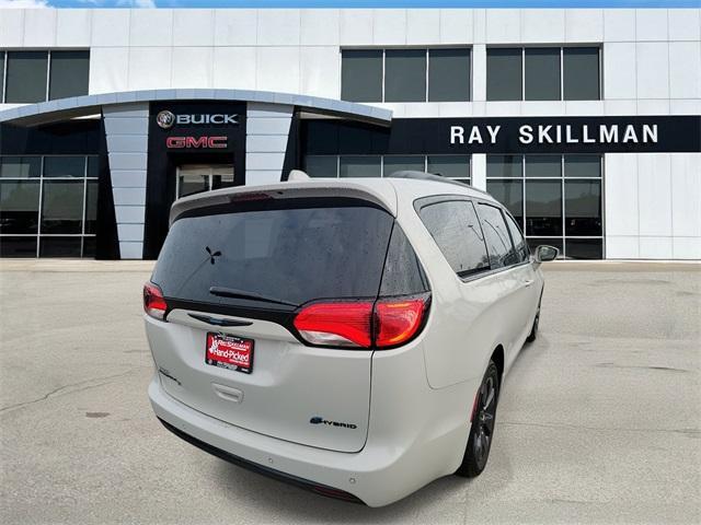 used 2020 Chrysler Pacifica Hybrid car, priced at $23,488