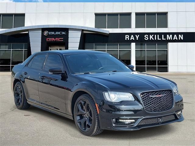 used 2022 Chrysler 300 car, priced at $35,911