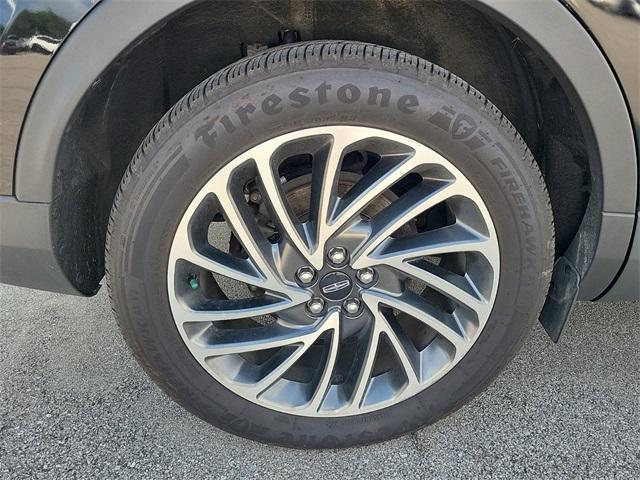 used 2019 Lincoln Nautilus car, priced at $27,990