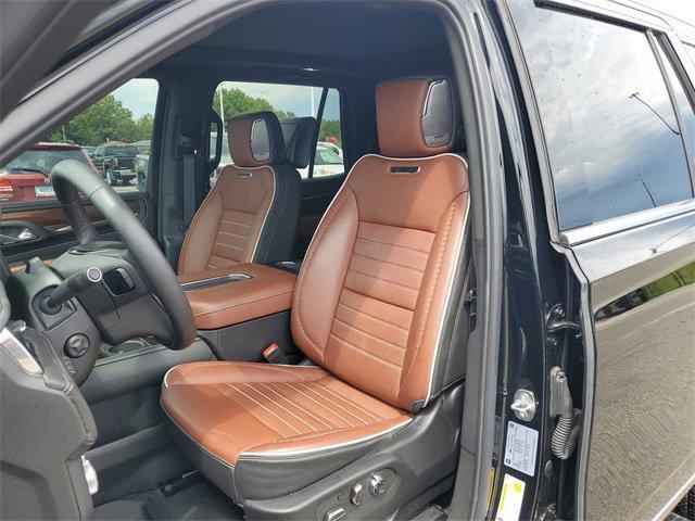 used 2024 GMC Yukon car, priced at $85,988