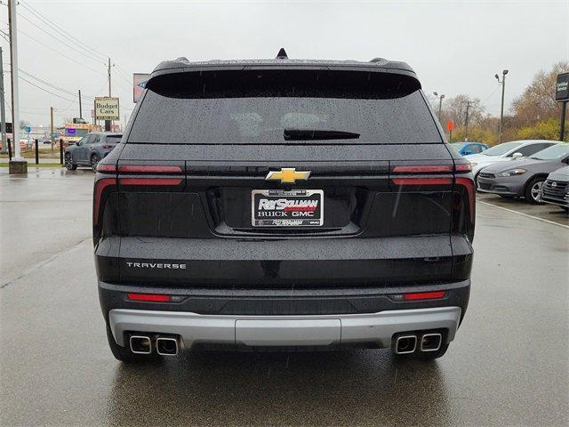 used 2025 Chevrolet Traverse car, priced at $37,998