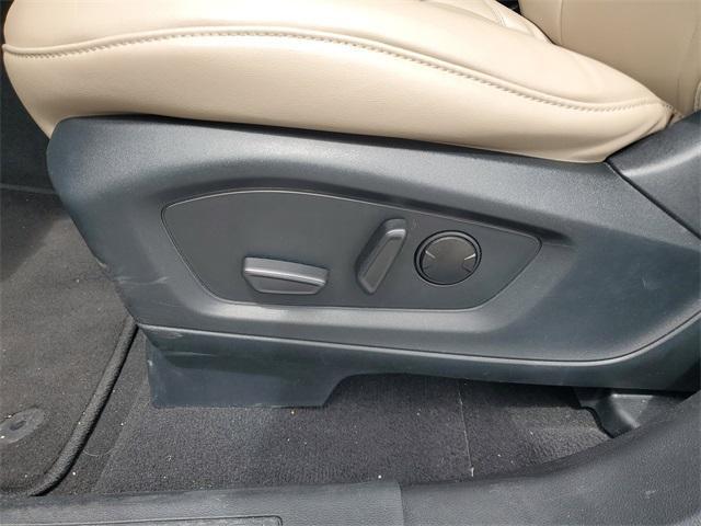 used 2023 Ford Explorer car, priced at $29,988