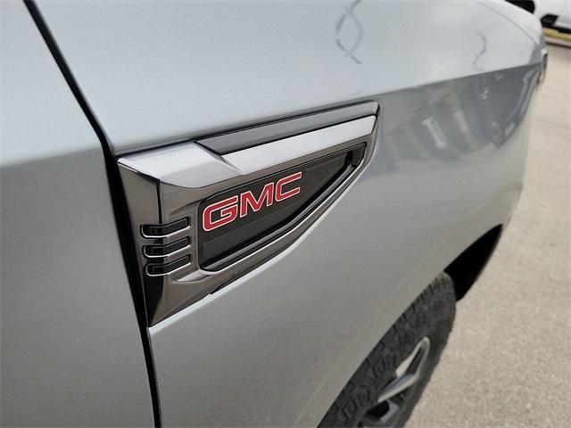 new 2025 GMC Yukon XL car, priced at $88,685