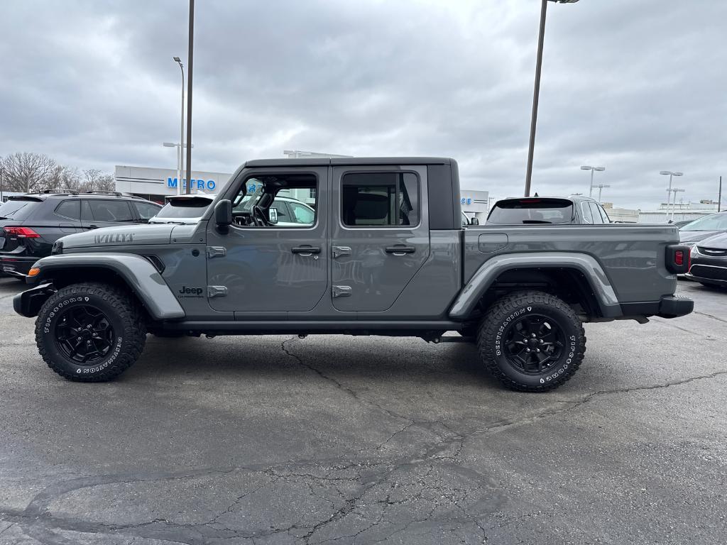 used 2021 Jeep Gladiator car, priced at $31,988