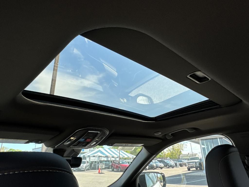 new 2025 Jeep Grand Cherokee car, priced at $36,988