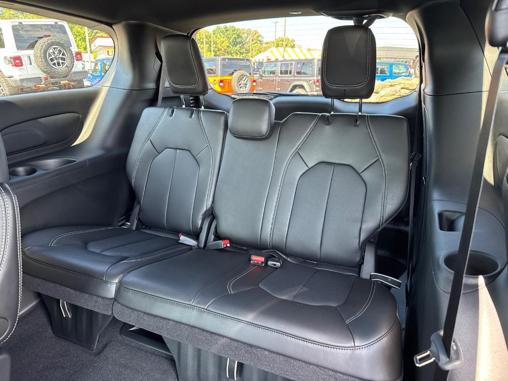 new 2026 Chrysler Pacifica car, priced at $41,988