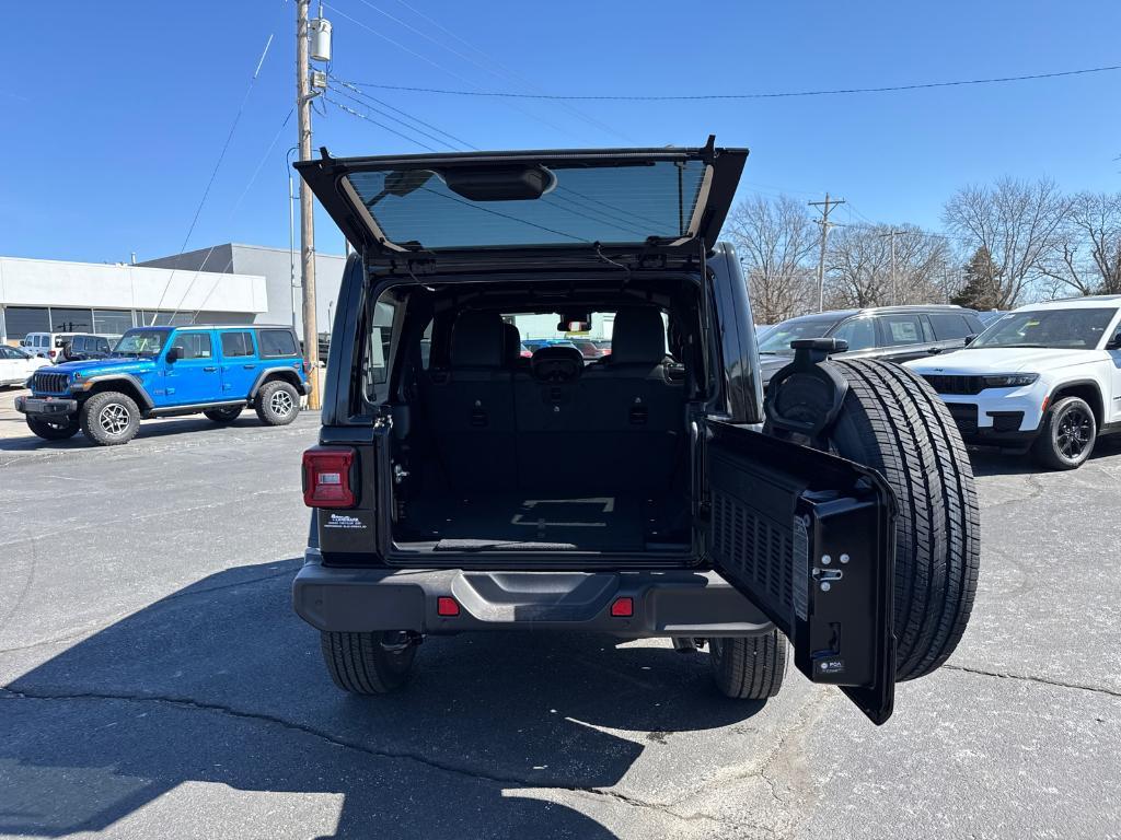 new 2025 Jeep Wrangler car, priced at $47,988