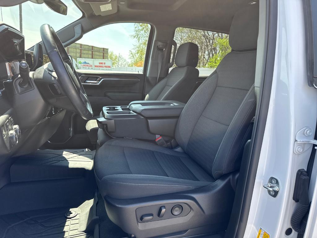used 2024 Chevrolet Silverado 1500 car, priced at $45,988