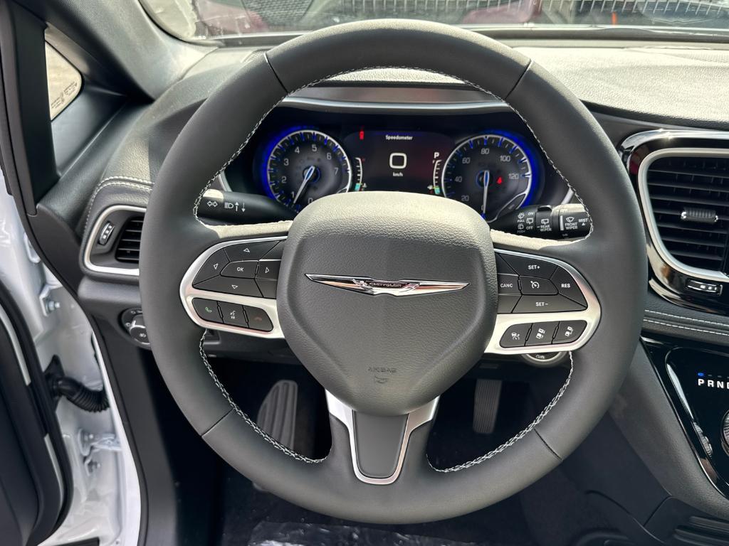 new 2026 Chrysler Pacifica car, priced at $39,988