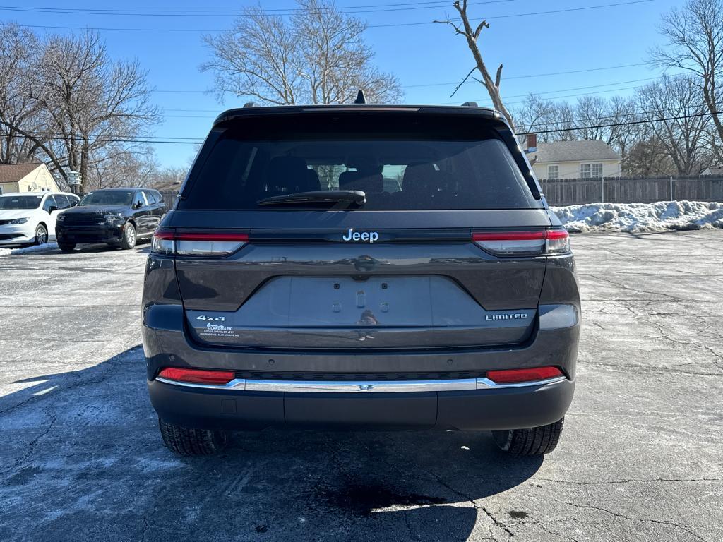 used 2022 Jeep Grand Cherokee car, priced at $33,988