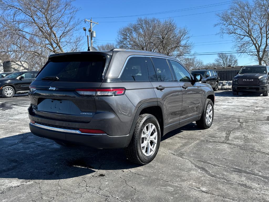 used 2022 Jeep Grand Cherokee car, priced at $33,988